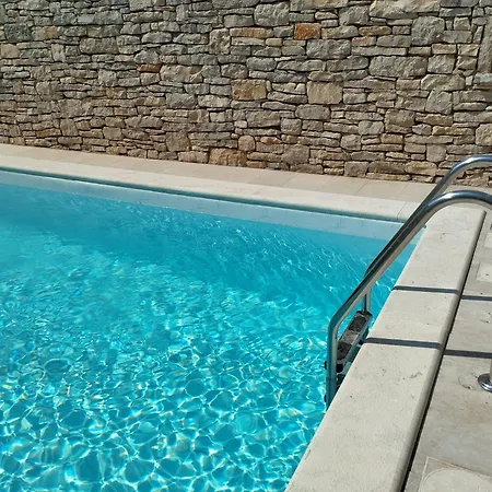 Villa Galant With Pool & Sauna *