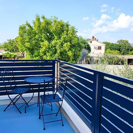 Galant With Pool & Sauna Maruzini